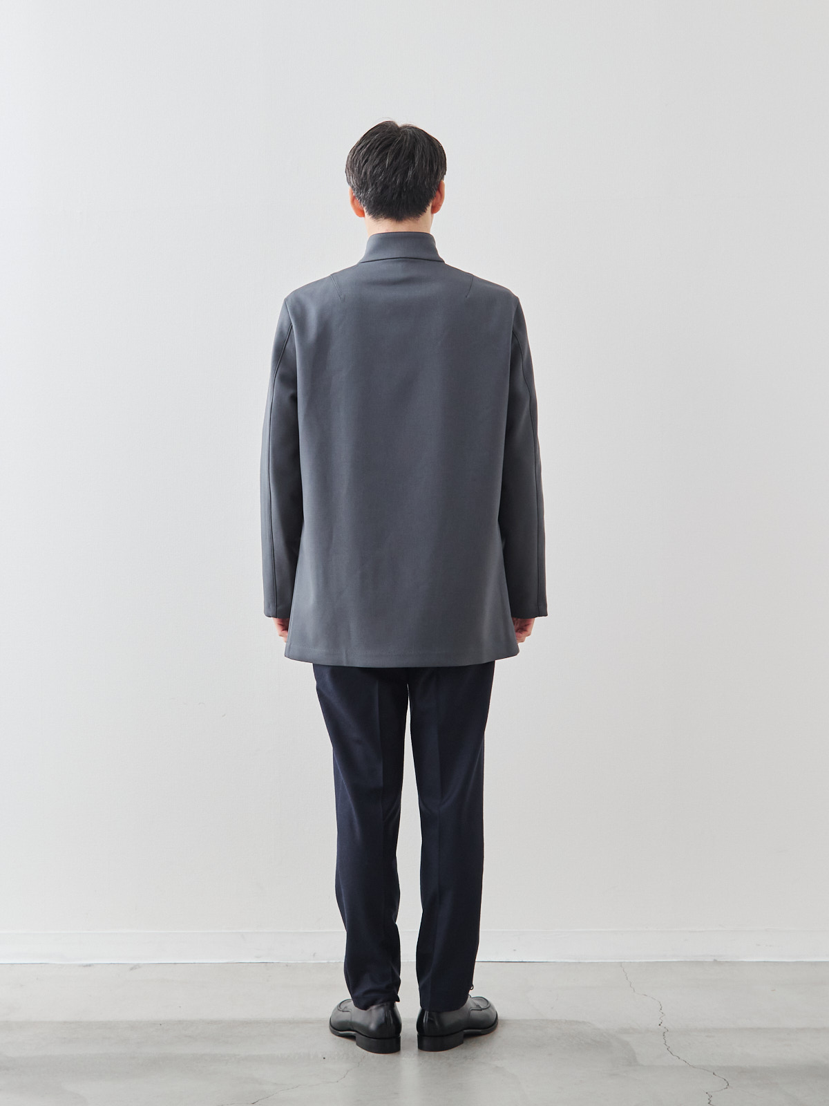 ニュークラシック スタンドカラーコート/3 season/グレー モデル 181cm 71kg サイズ LL