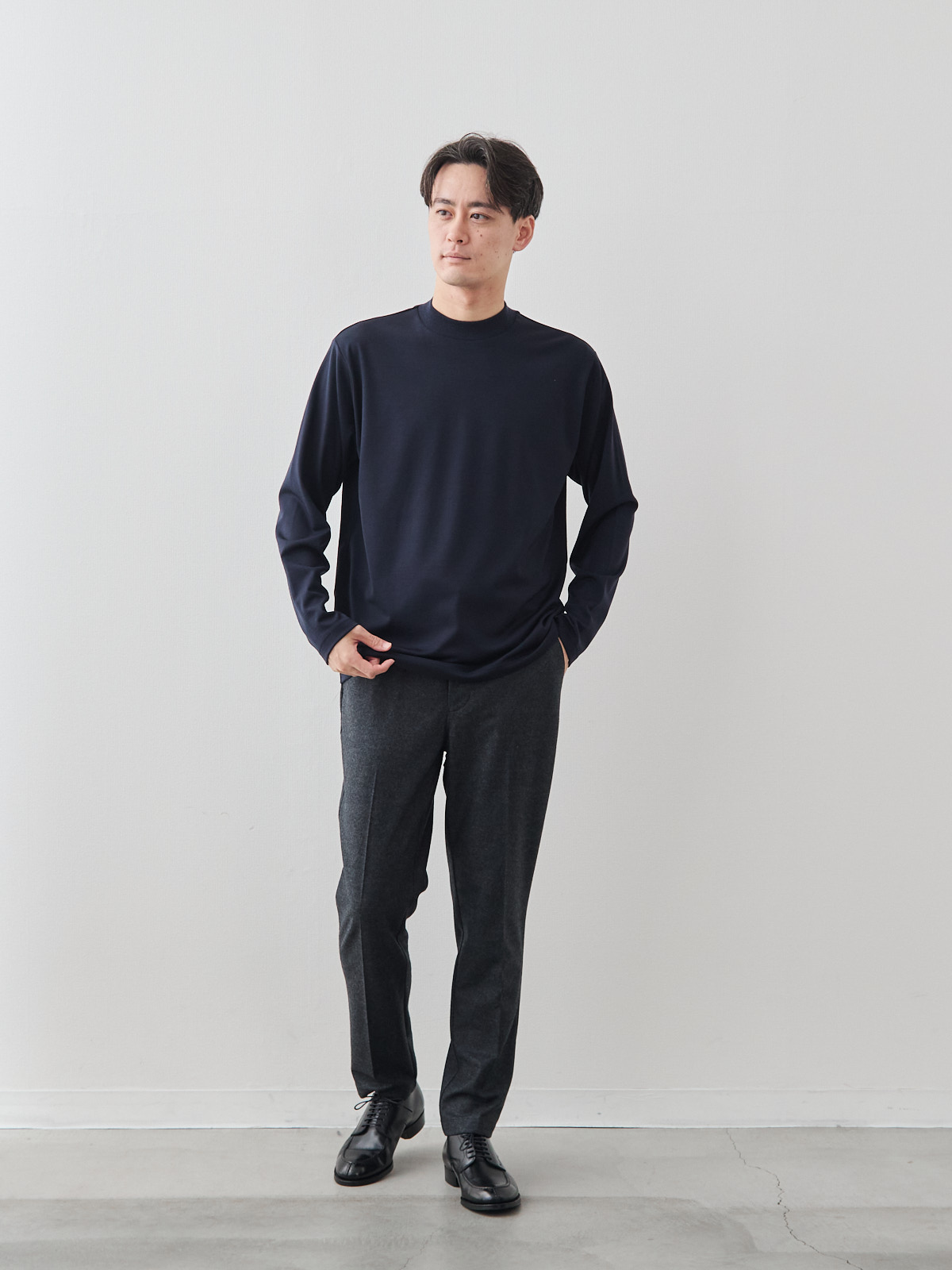 モデル 181cm 71kg サイズ L