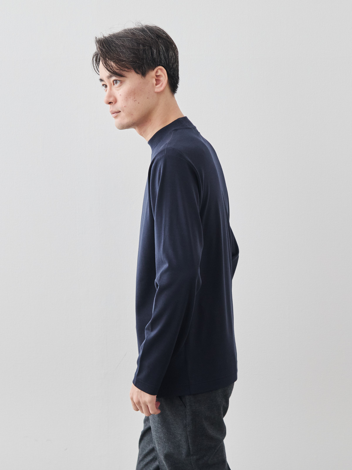 モデル 181cm 71kg サイズ L