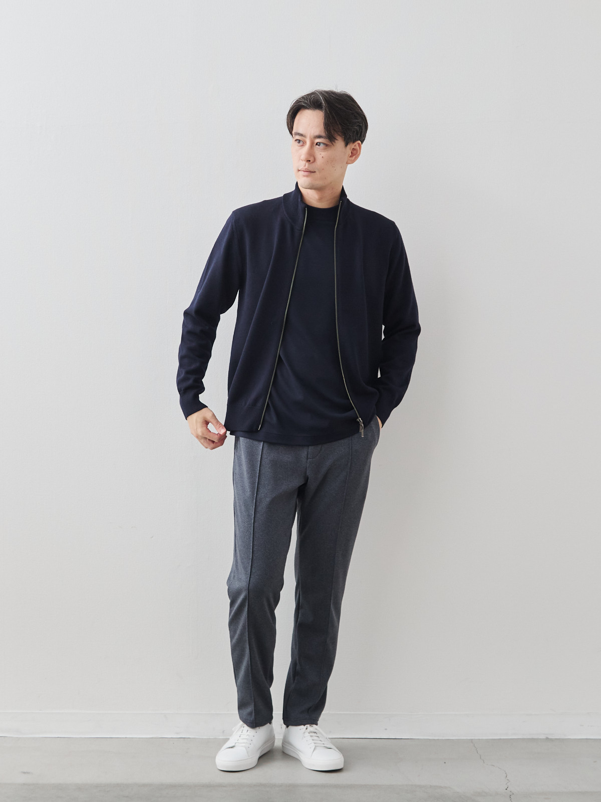 モデル 181cm 71kg サイズ L