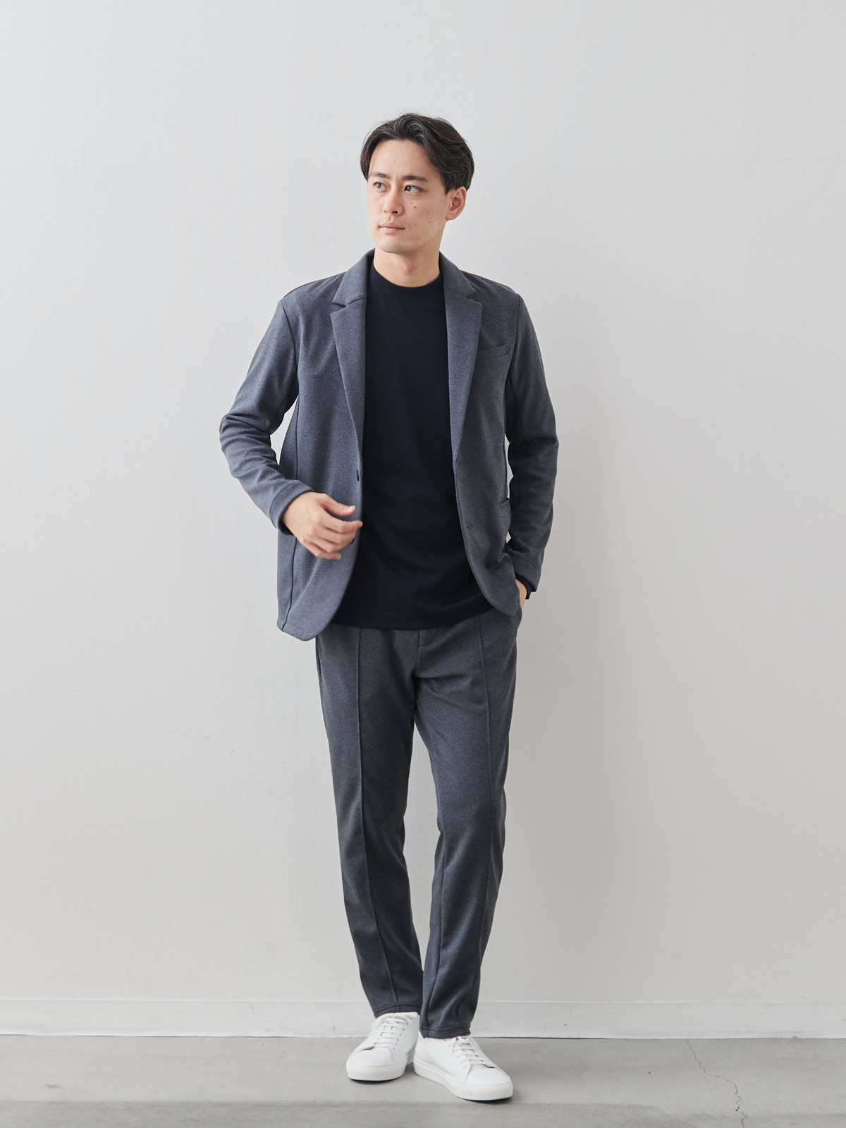 モデル 181cm 71kg サイズ L