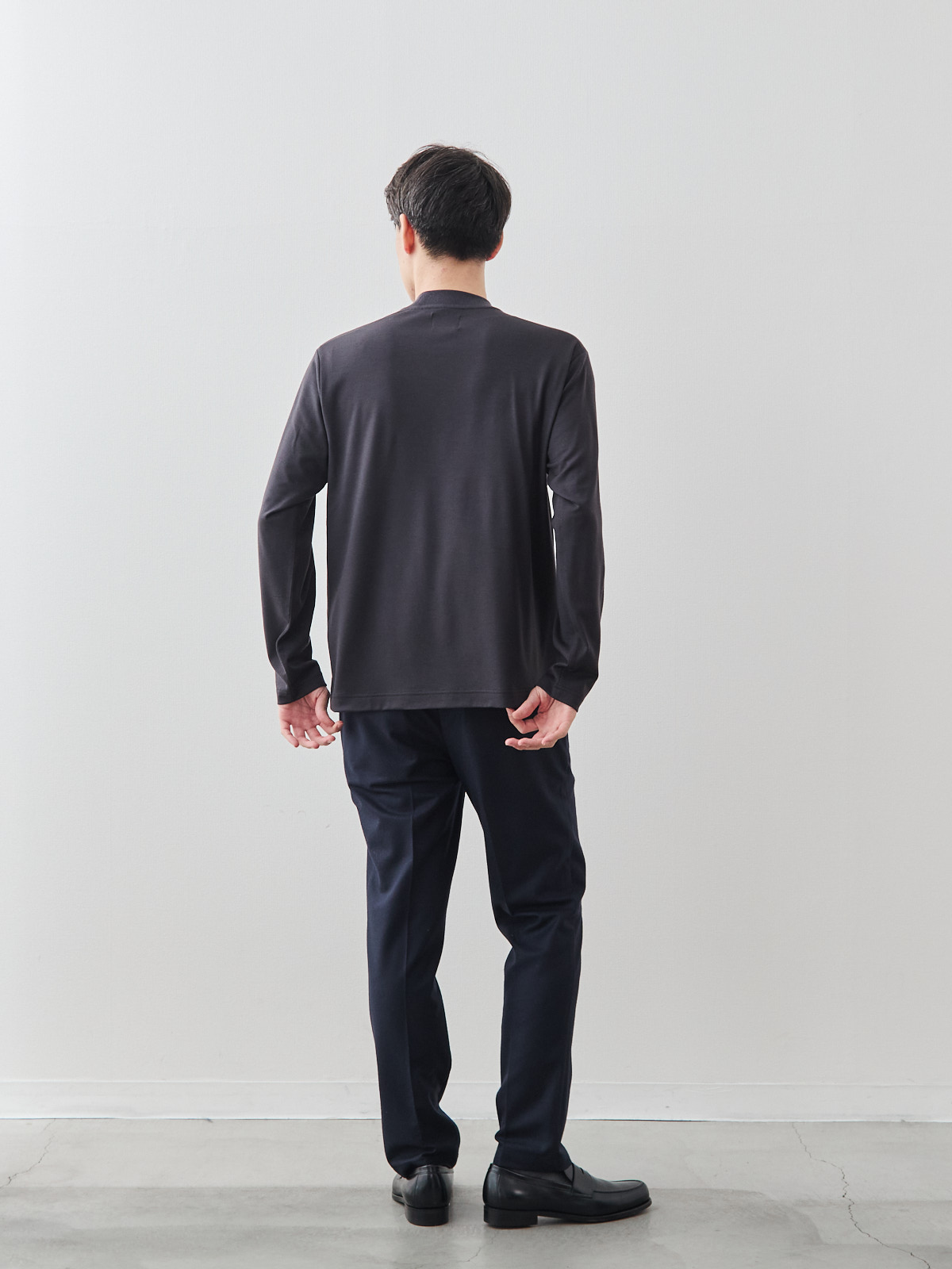 モデル 181cm 71kg サイズ L