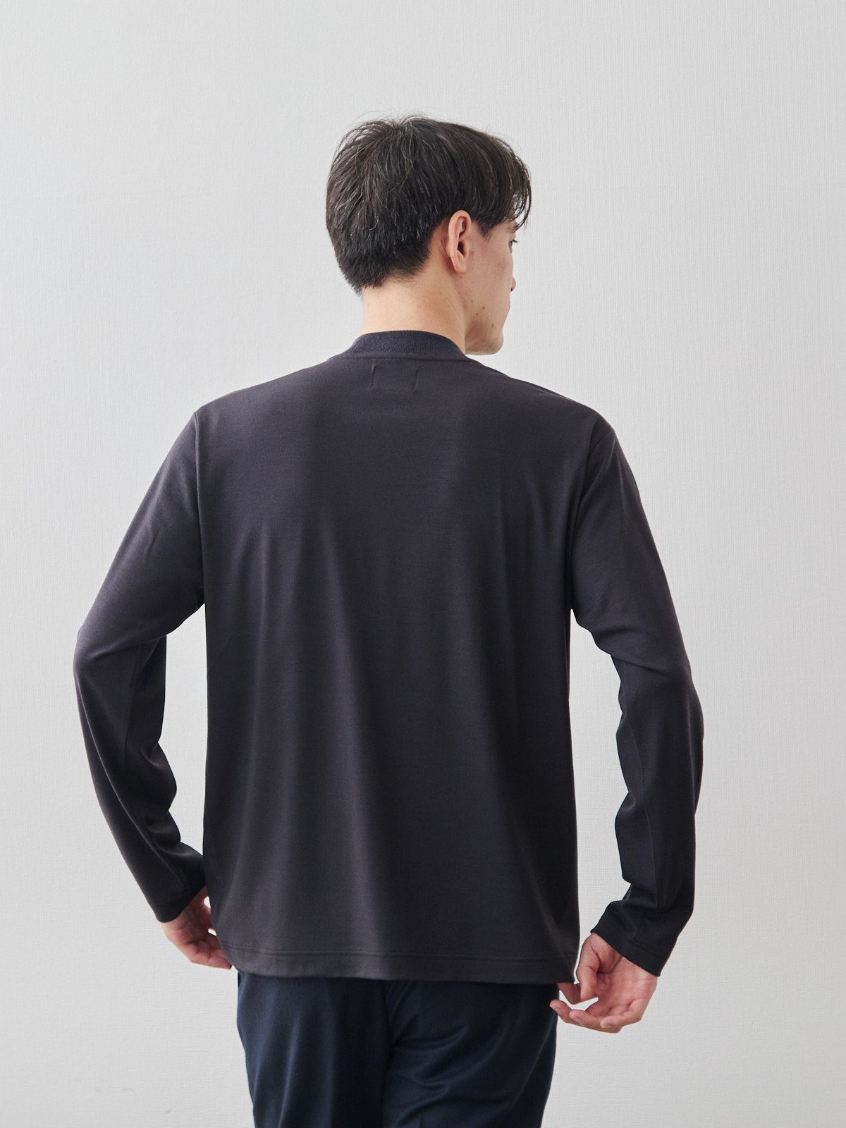 モデル 181cm 71kg サイズ L