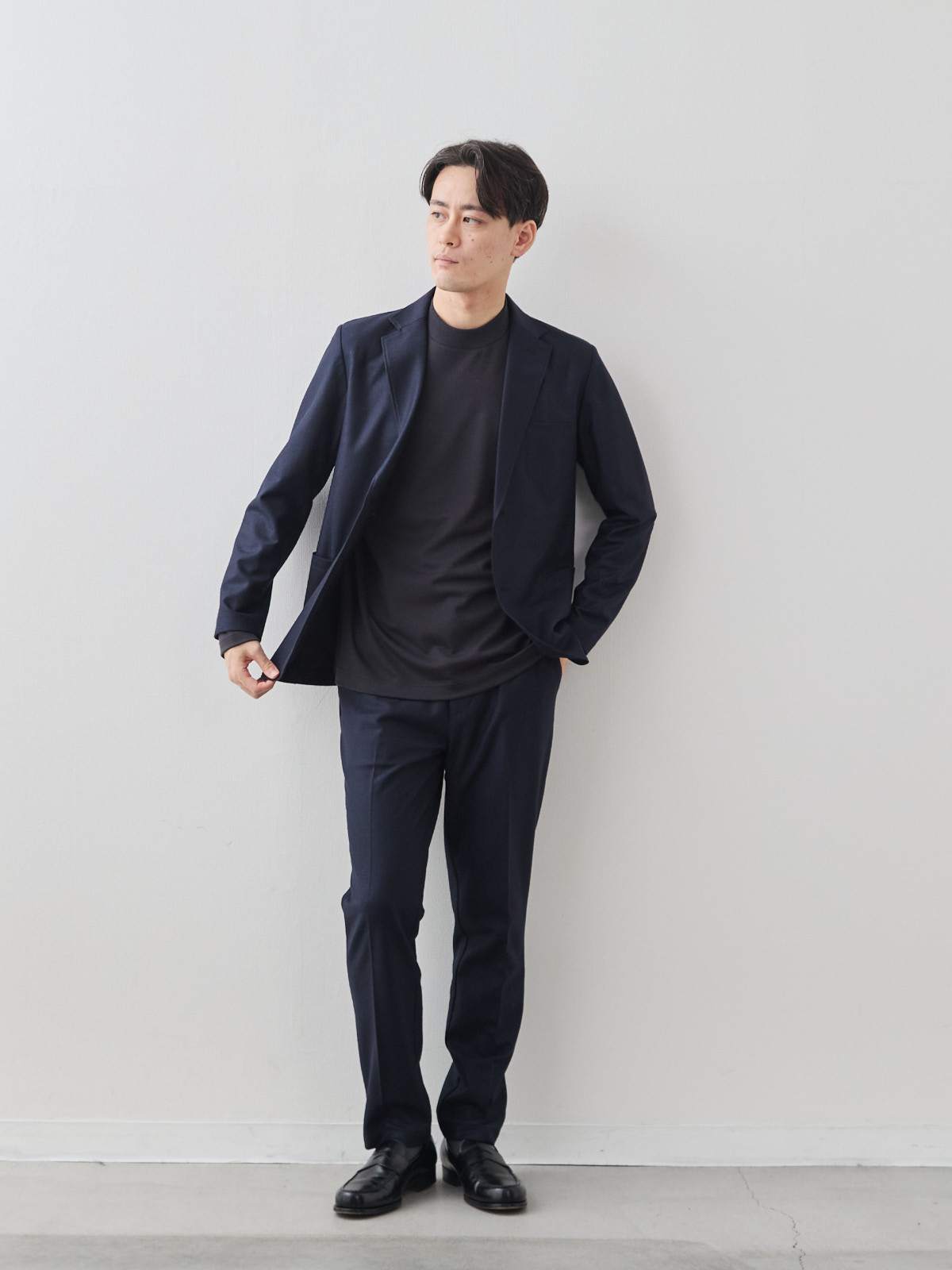 モデル 181cm 71kg サイズ L