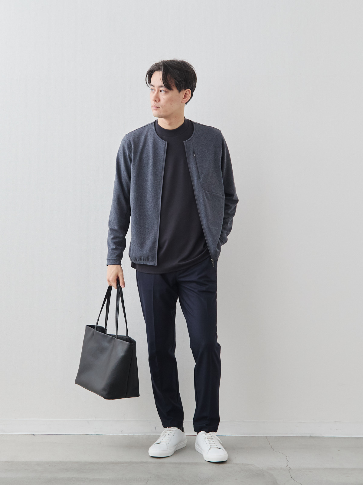 モデル 181cm 71kg サイズ L