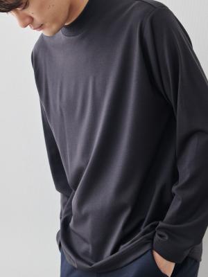 モデル 181cm 71kg サイズ L