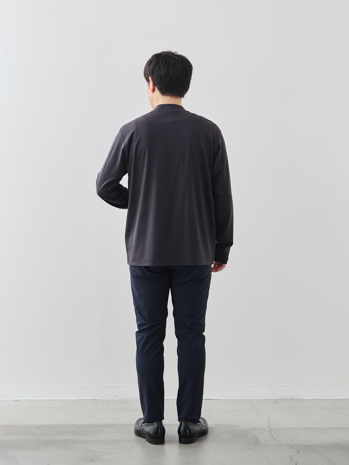 モデル 171cm 70kg サイズ L