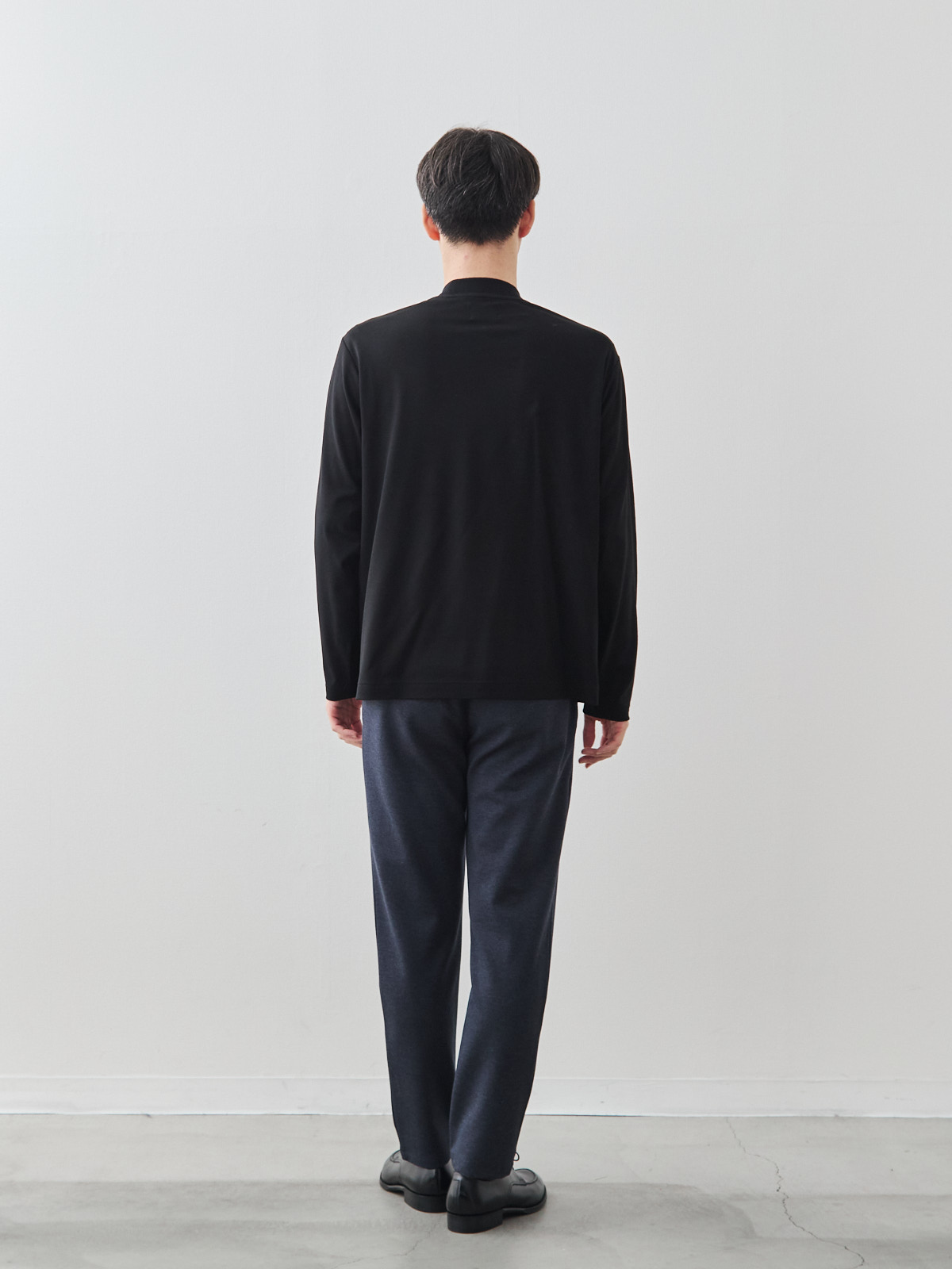 モデル 181cm 71kg サイズ L