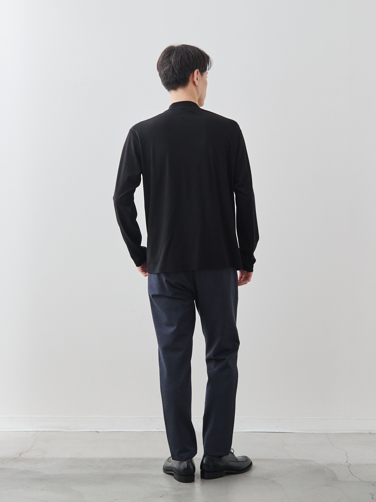 モデル 181cm 71kg サイズ L