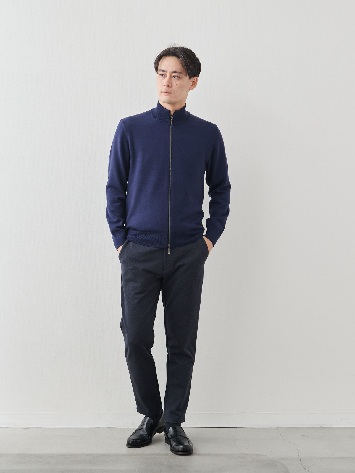 モデル 181cm 71kg サイズ L