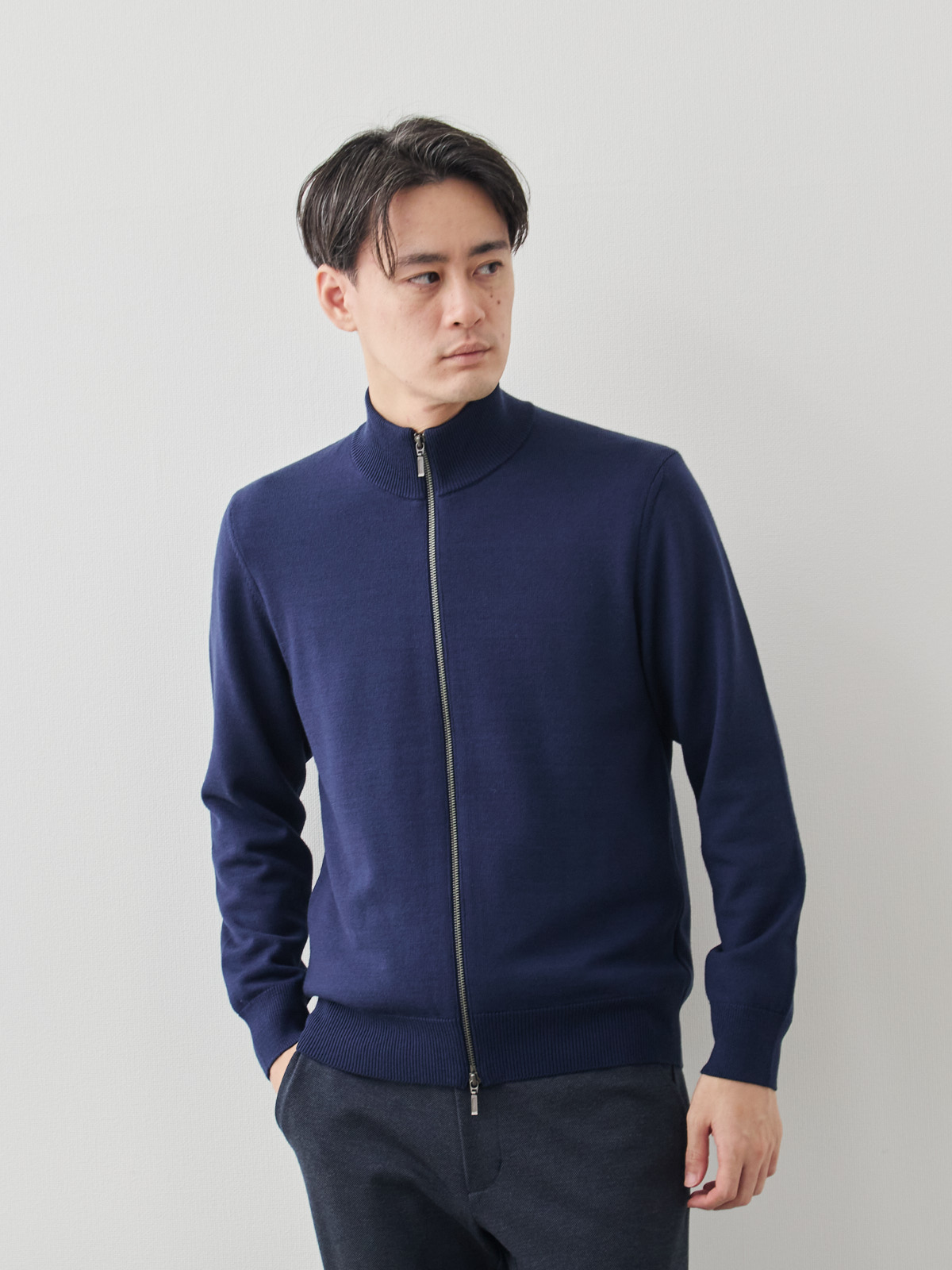 モデル 181cm 71kg サイズ L