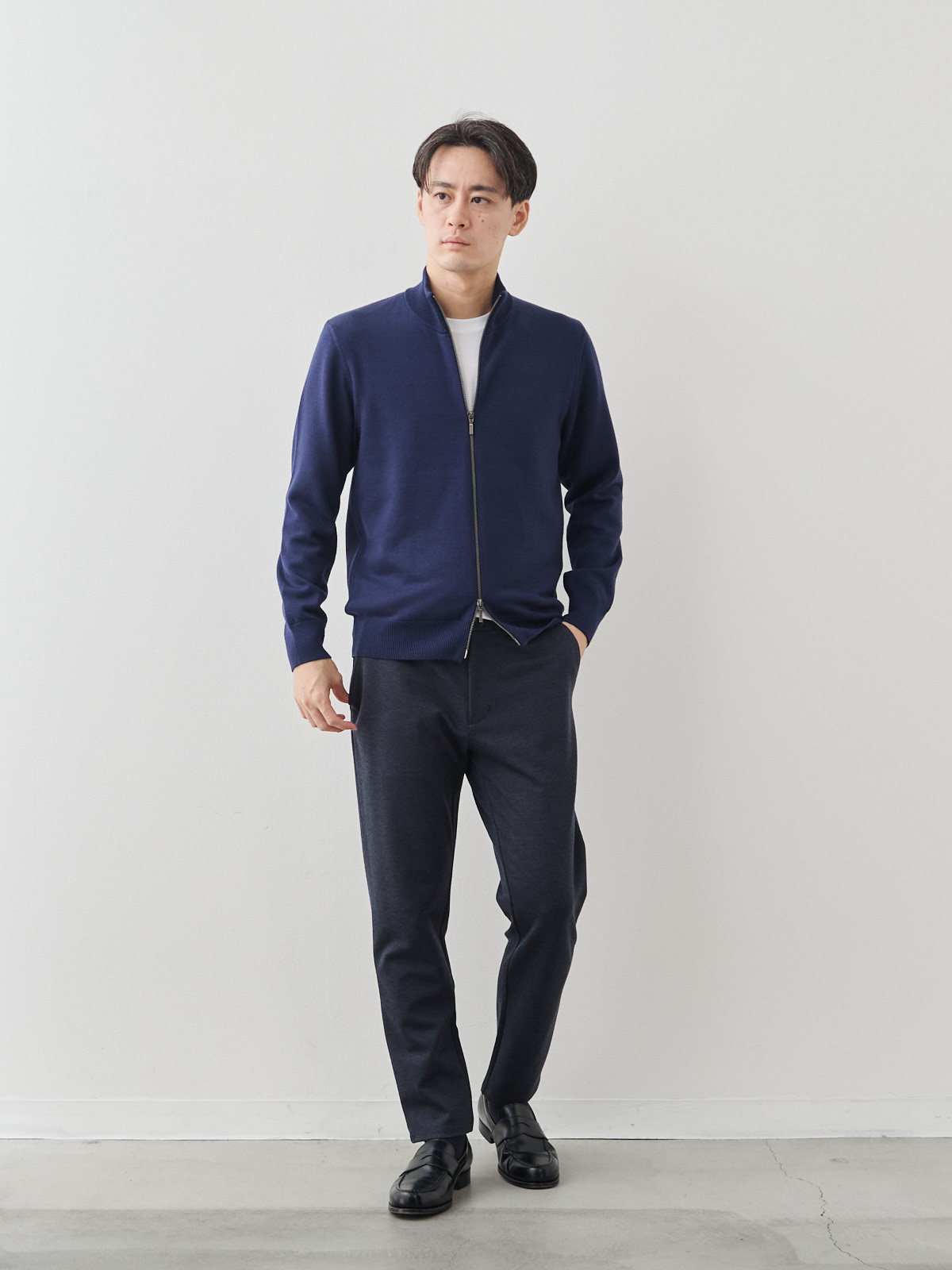 モデル 181cm 71kg サイズ L