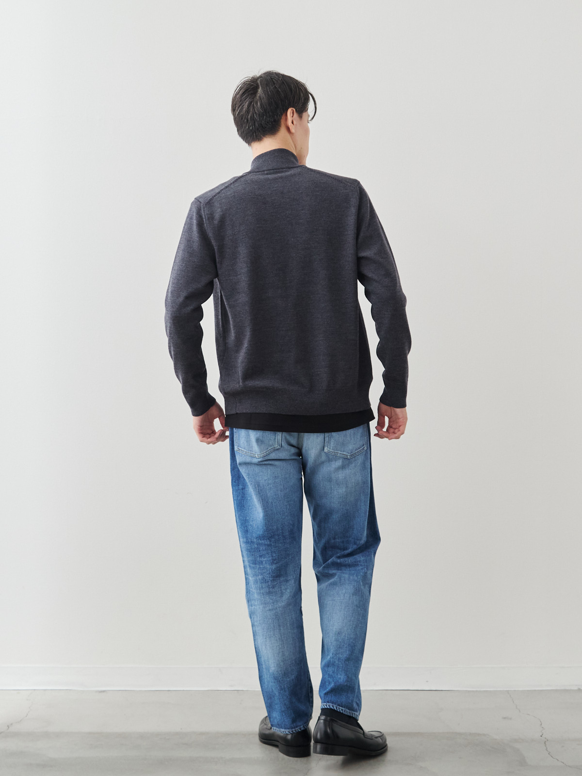 モデル 181cm 71kg サイズ L