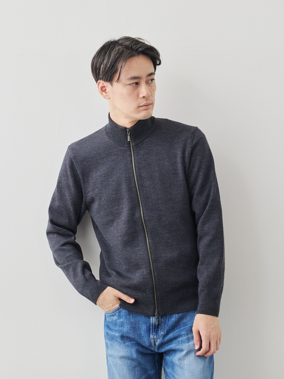 モデル 181cm 71kg サイズ L