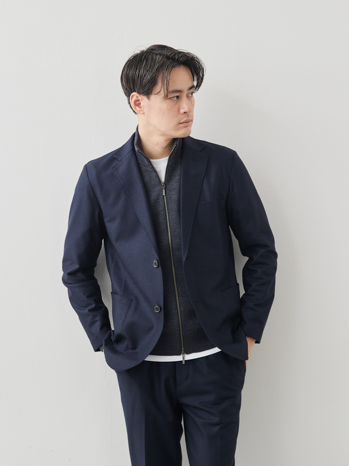 モデル 181cm 71kg サイズ L