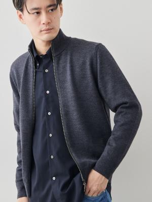 モデル 181cm 71kg サイズ L