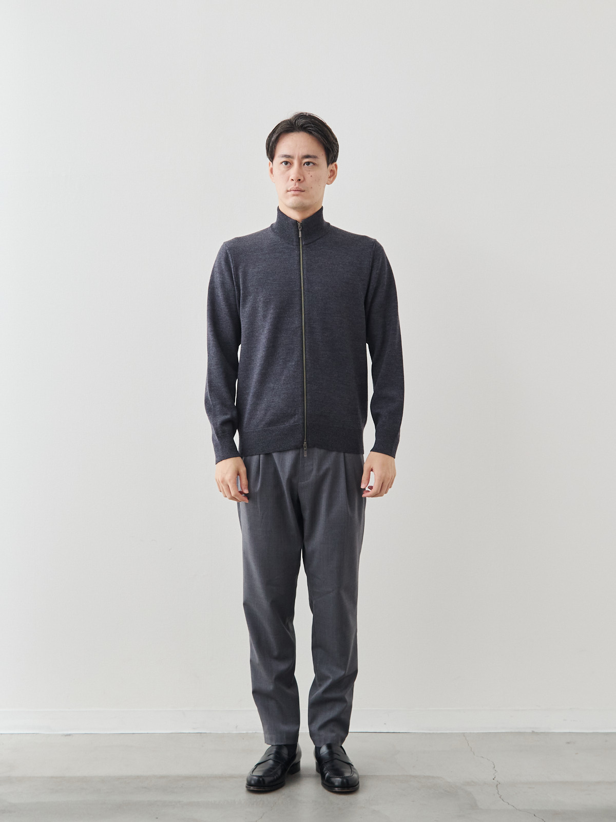 モデル 181cm 71kg サイズ L