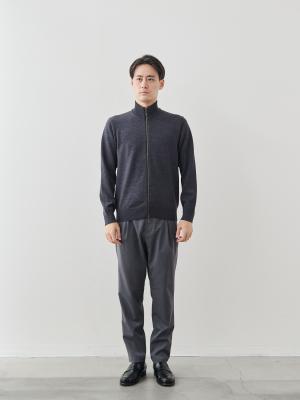 モデル 181cm 71kg サイズ L