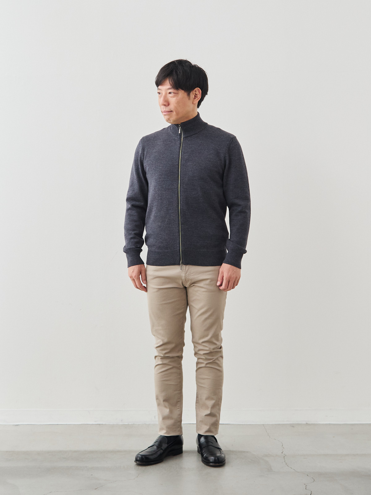 モデル 171cm 70kg サイズ L