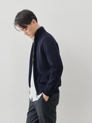 モデル 181cm 71kg サイズ L