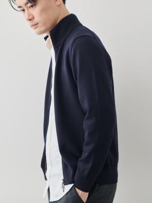 モデル 181cm 71kg サイズ L