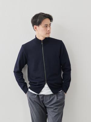 モデル 181cm 71kg サイズ L