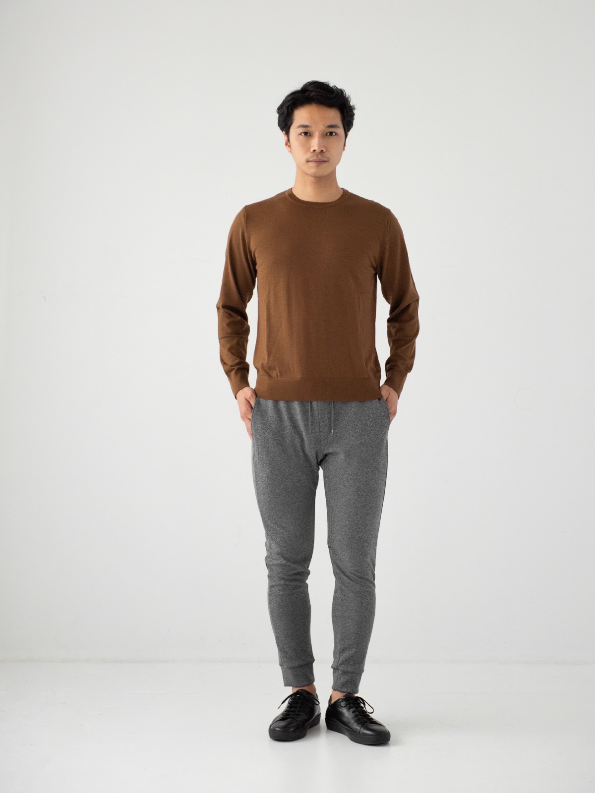 モデル 180cm 67kg サイズ L