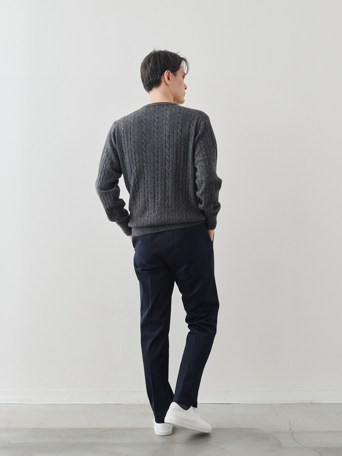 モデル 181cm 71kg サイズ L