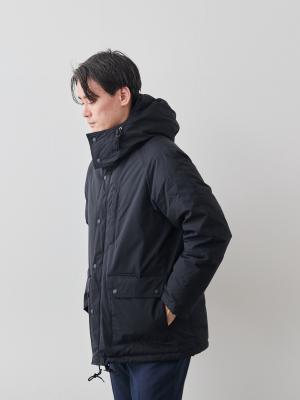 モデル 181cm 71kg サイズ L