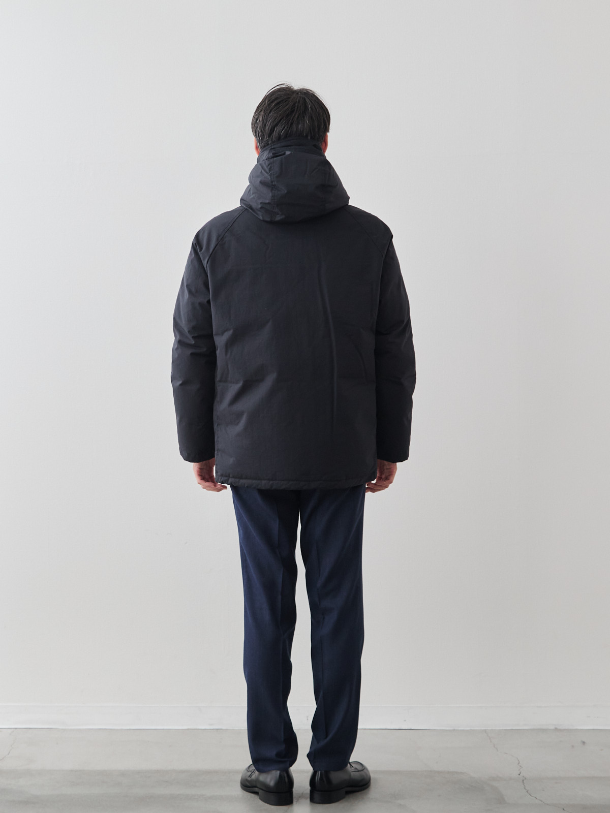 モデル 181cm 71kg サイズ L