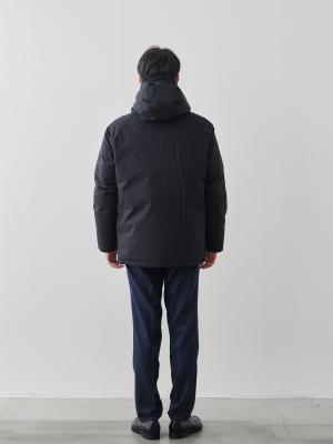 モデル 181cm 71kg サイズ L