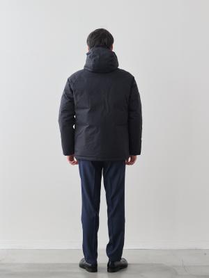 モデル 181cm 71kg サイズ M