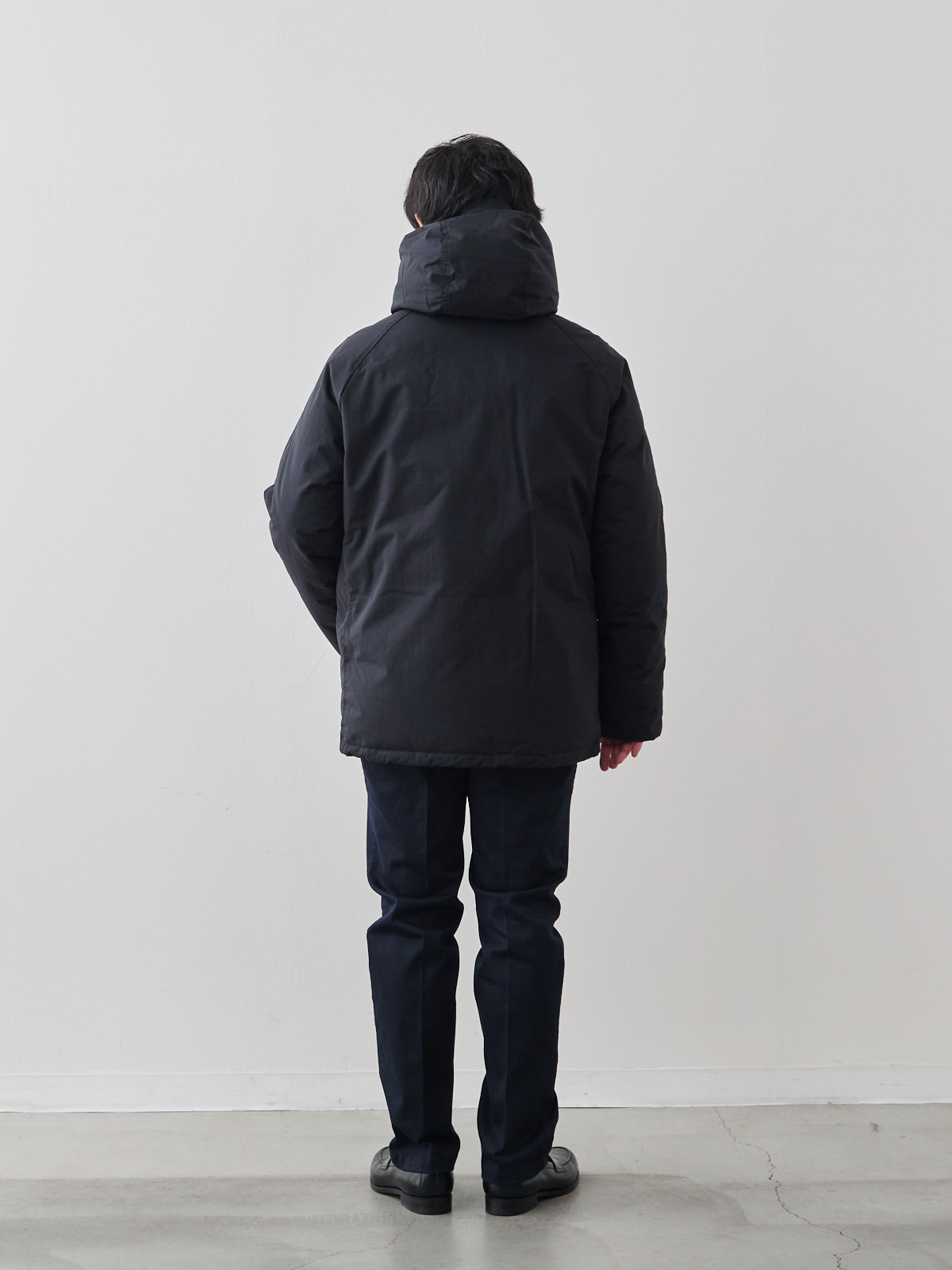 モデル 171cm 70kg サイズ L