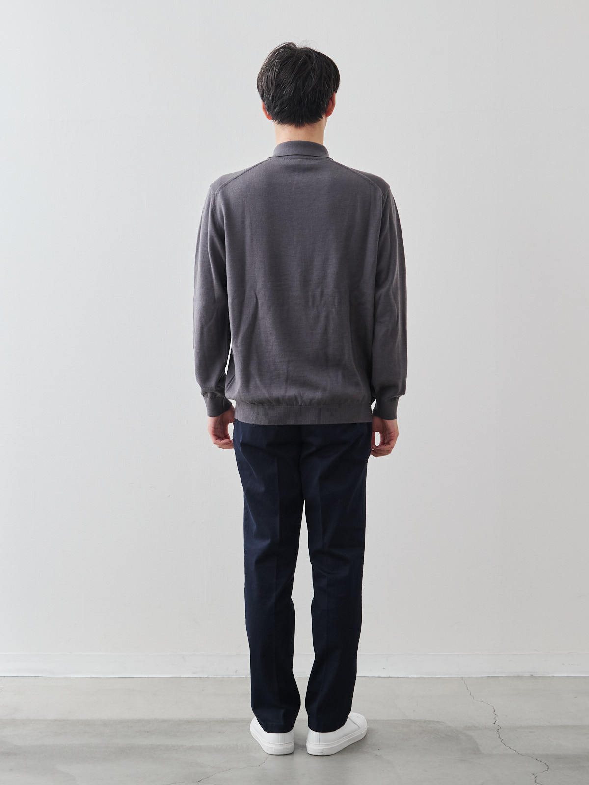 モデル 181cm 71kg サイズ LL