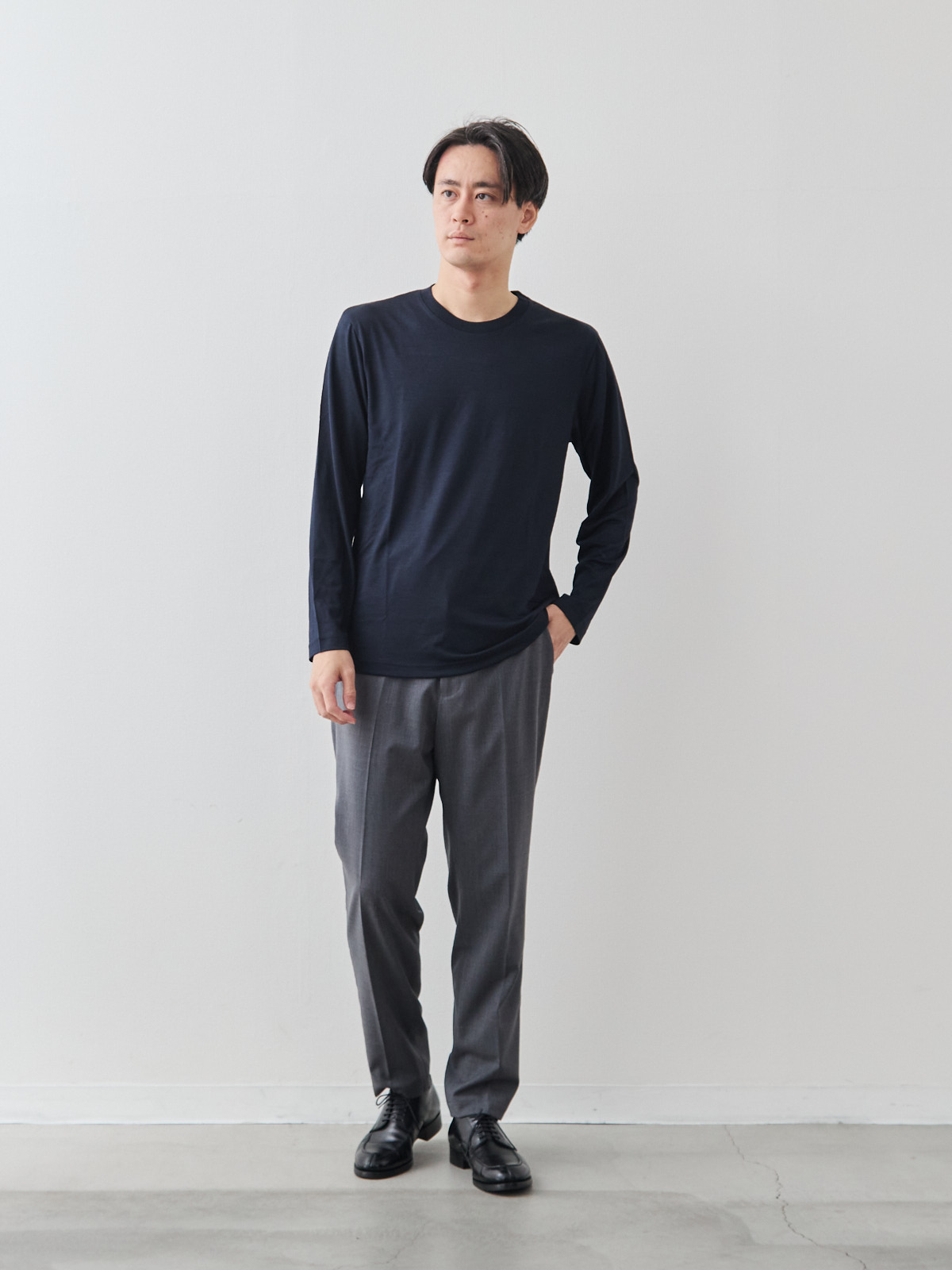 モデル 181cm 71kg サイズ L