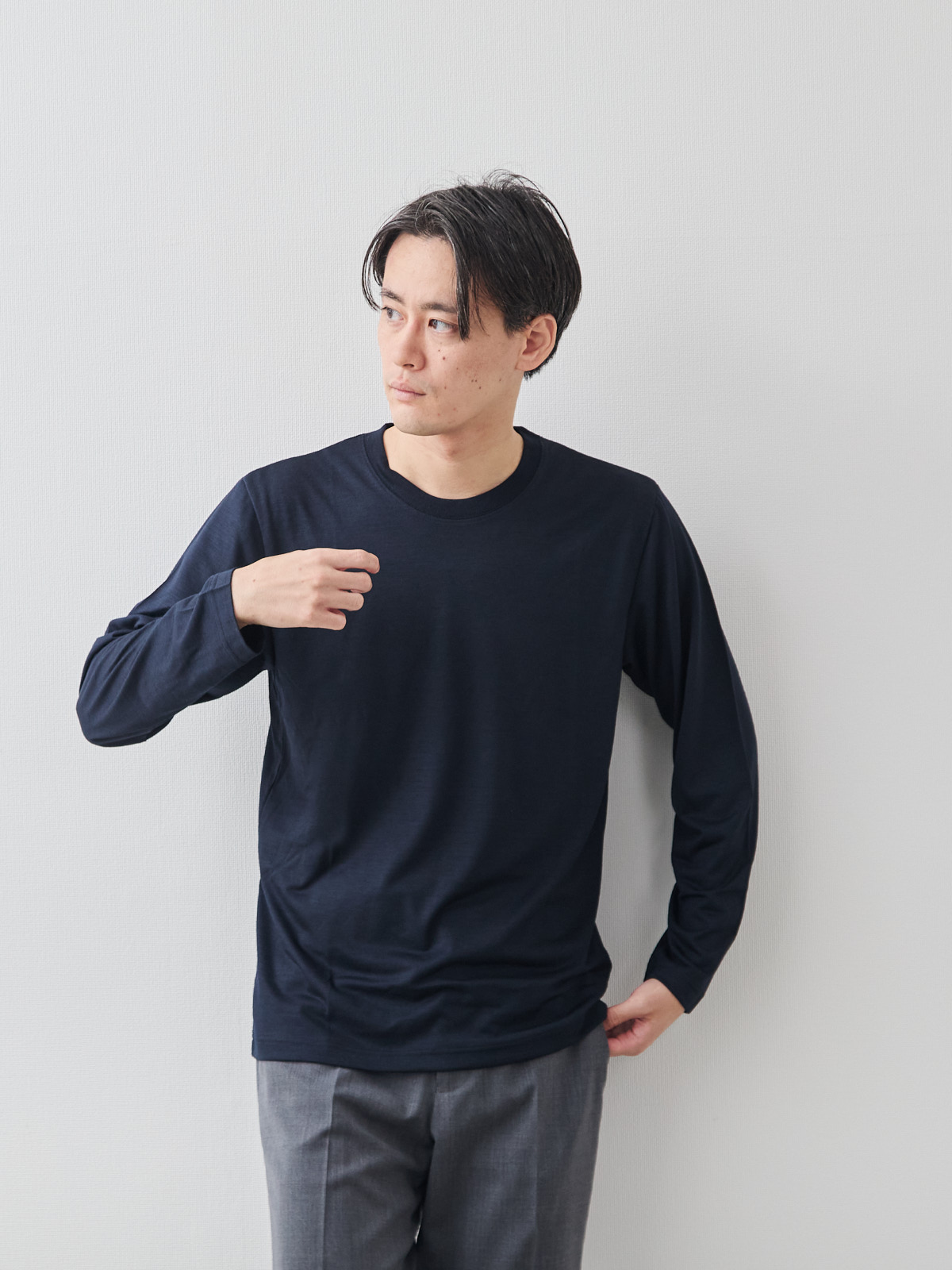 モデル 181cm 71kg サイズ L