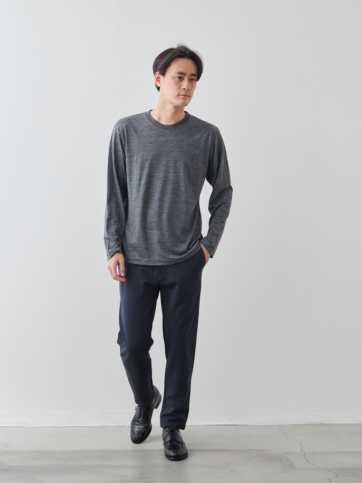 モデル 181cm 71kg サイズ L