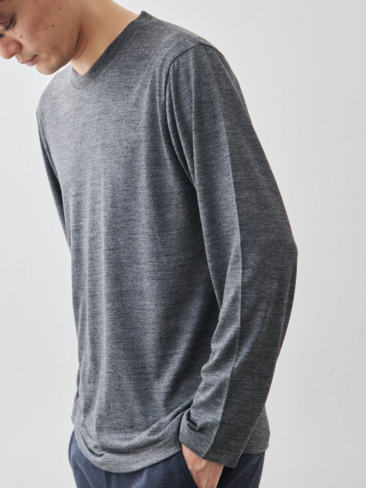 モデル 181cm 71kg サイズ L