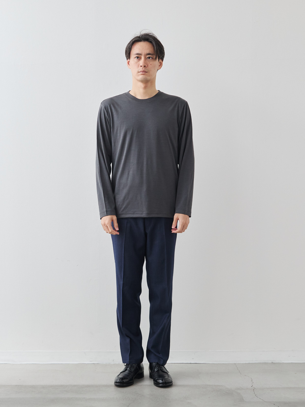 モデル 181cm 71kg サイズ L