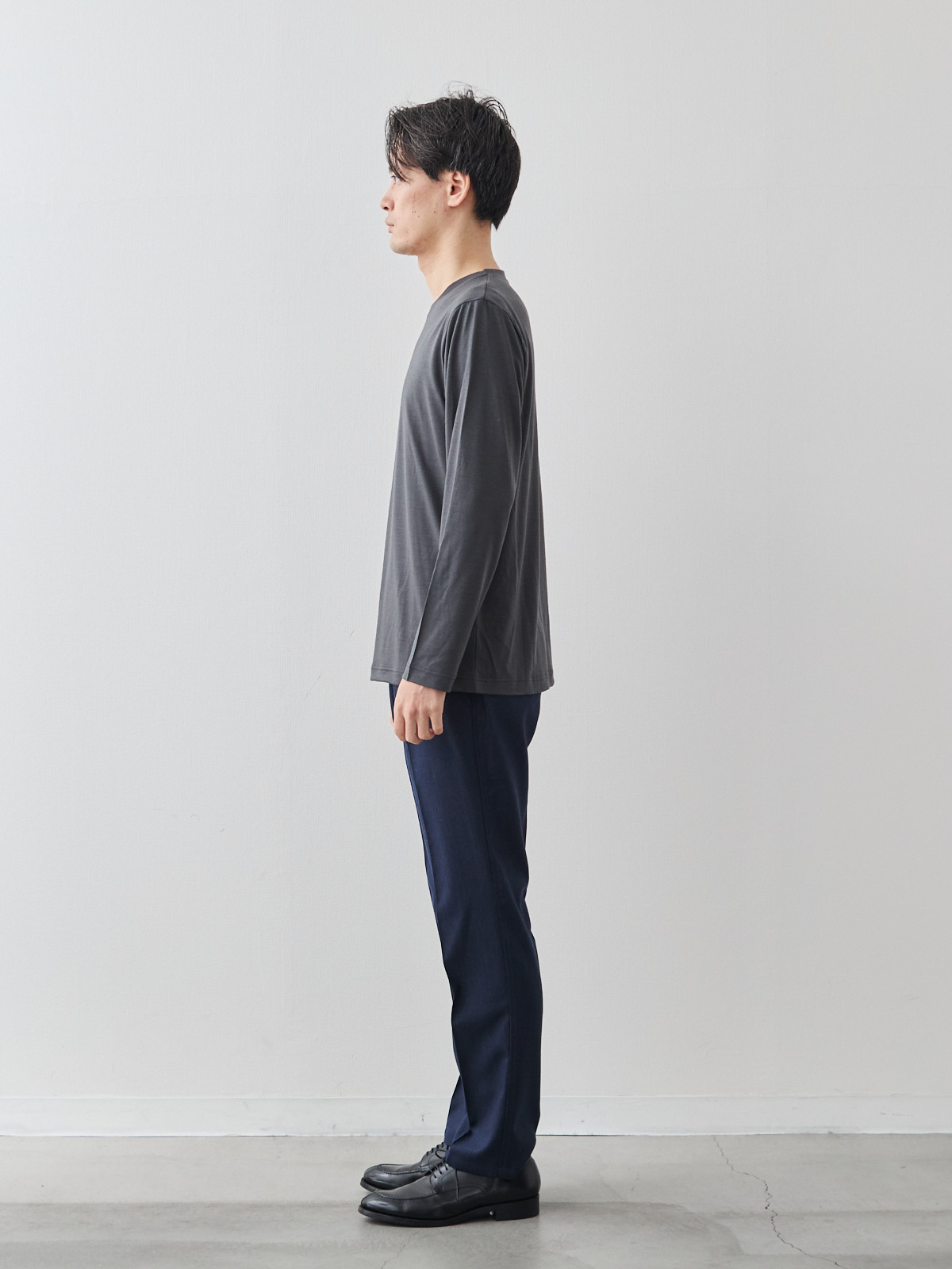 モデル 181cm 71kg サイズ L