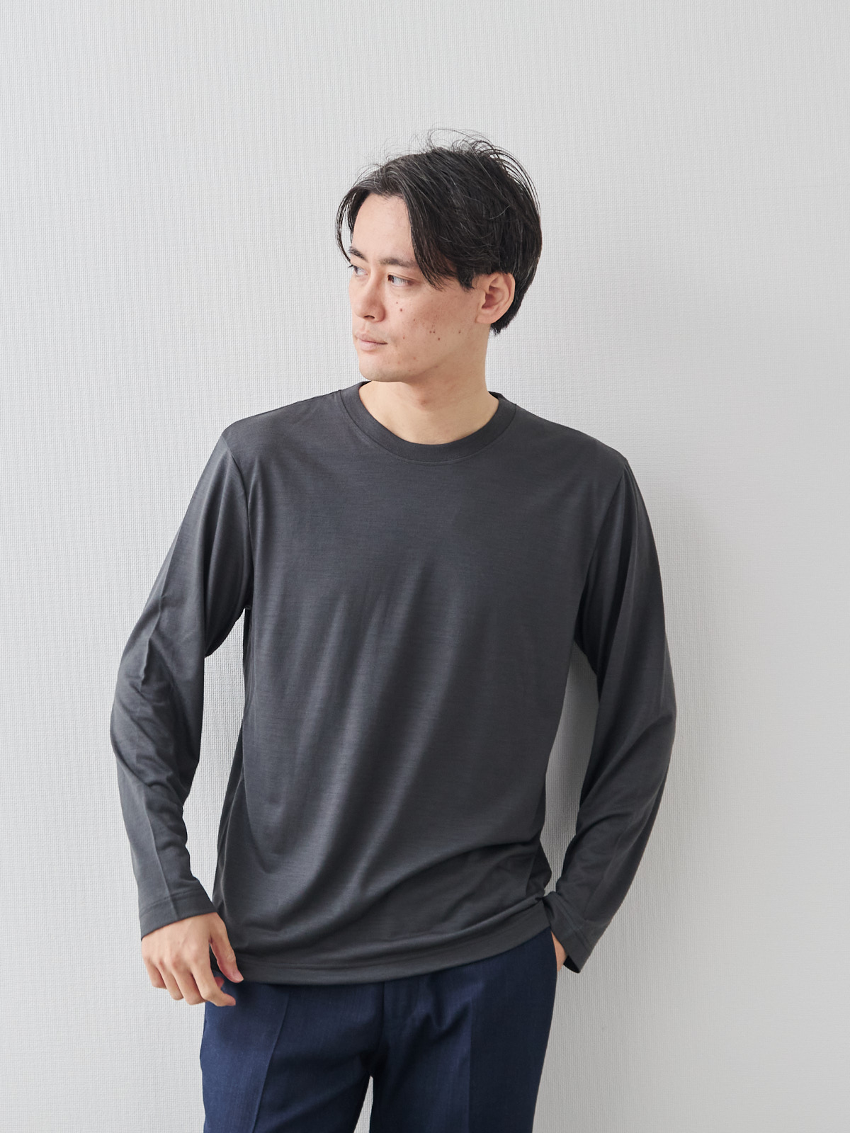 モデル 181cm 71kg サイズ L