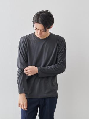 モデル 181cm 71kg サイズ L