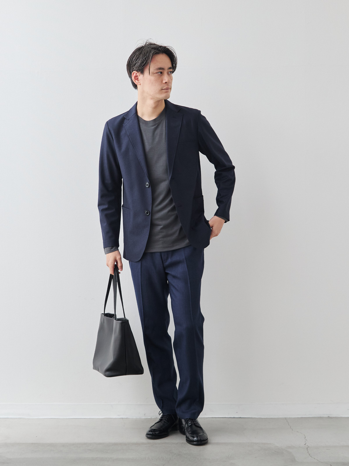 モデル 181cm 71kg サイズ L