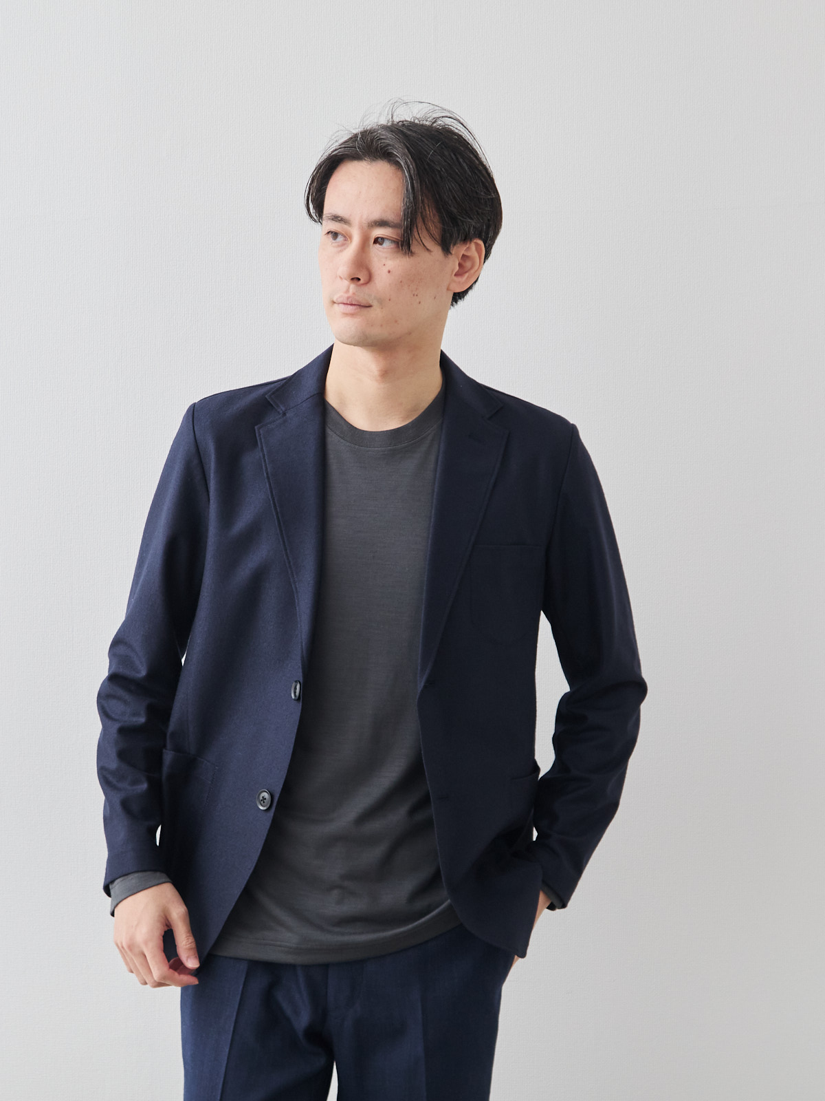 モデル 181cm 71kg サイズ L