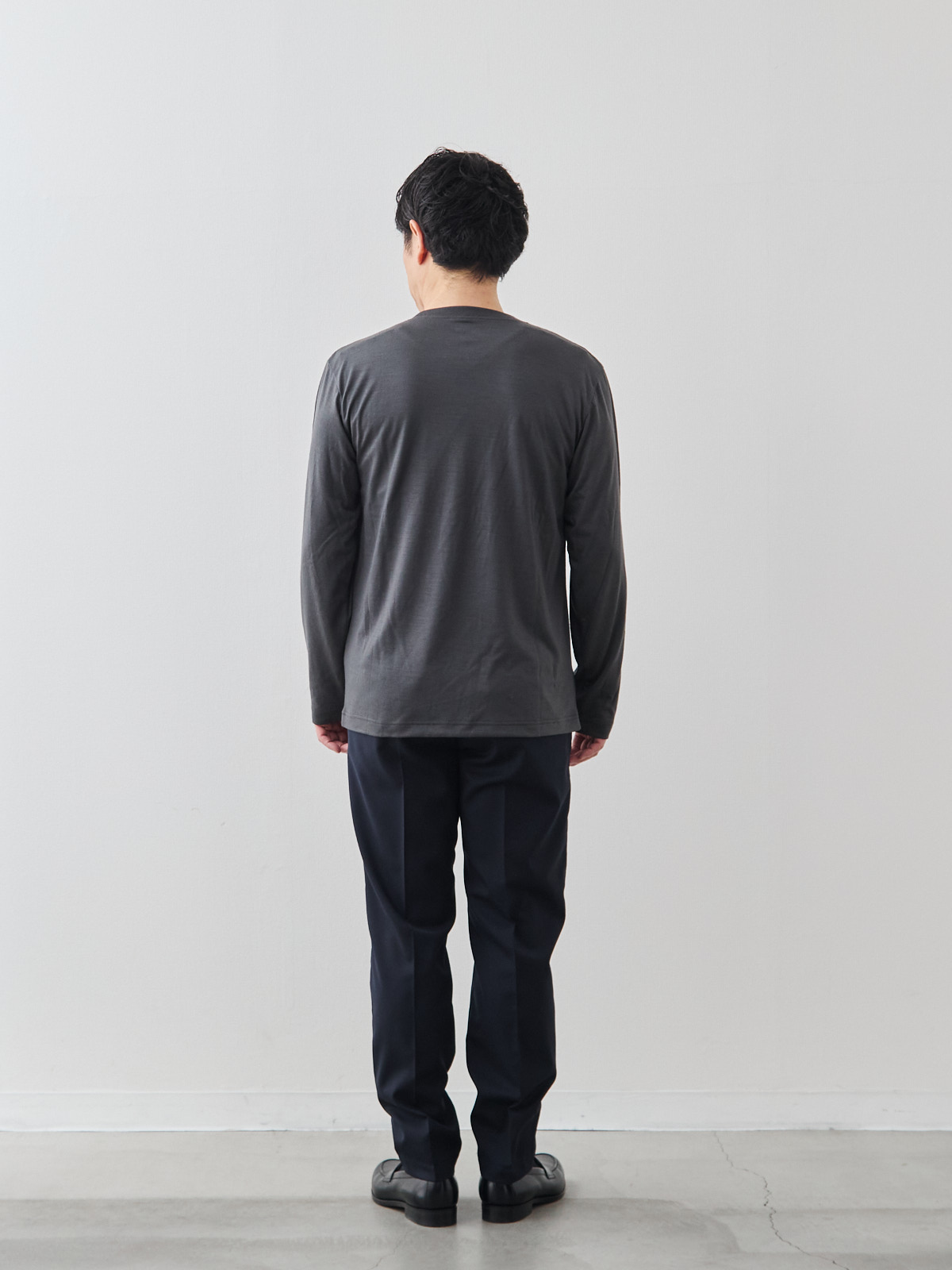 モデル 171cm 70kg サイズ L