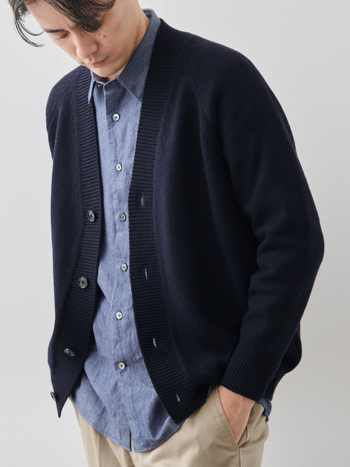 カシミヤブレンド Premium ローゲージ・カーディガン/ネイビー