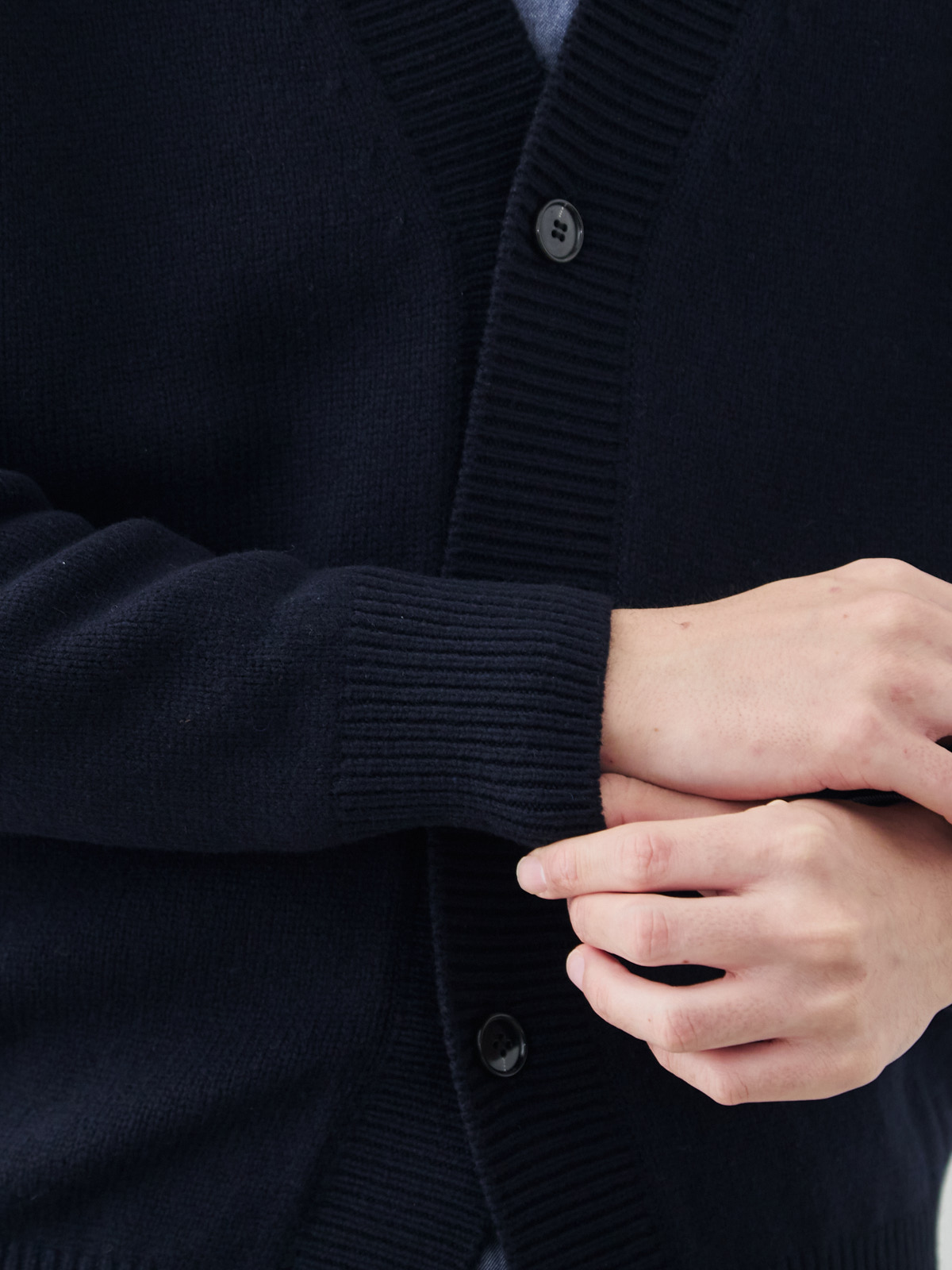 カシミヤブレンド Premium ローゲージ・カーディガン/ネイビー