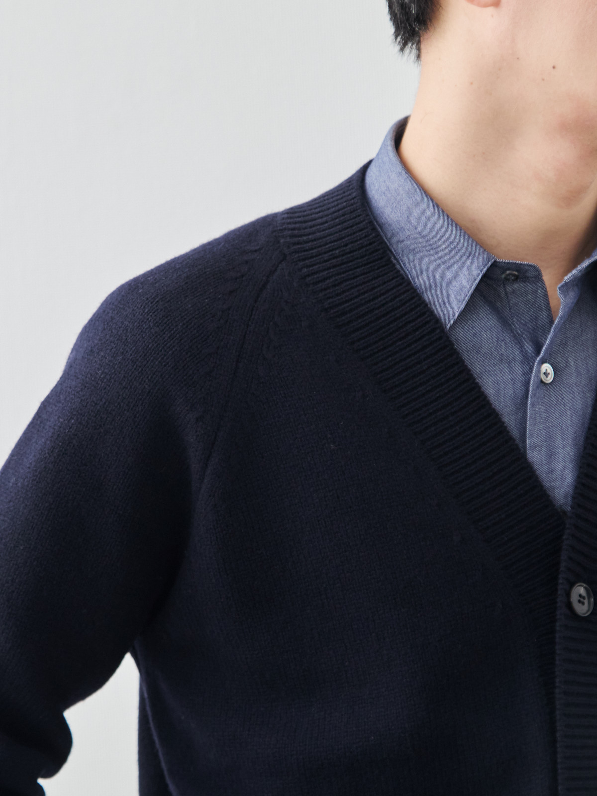 カシミヤブレンド Premium ローゲージ・カーディガン/ネイビー