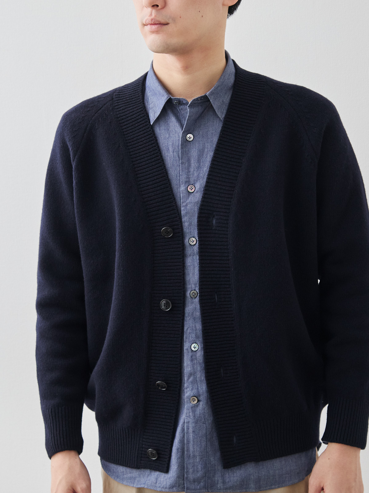 カシミヤブレンド Premium ローゲージ・カーディガン/ネイビー