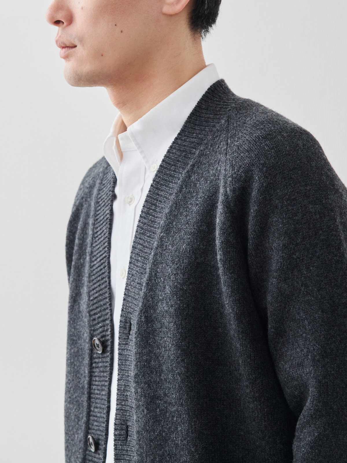 カシミヤブレンド Premium ローゲージ・カーディガン/チャコールグレー